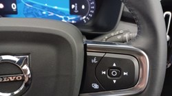 2023 (73) VOLVO XC40 2.0 B3P Plus Dark 5dr Auto 5337837