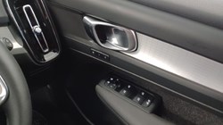 2023 (73) VOLVO XC40 2.0 B3P Plus Dark 5dr Auto 5337833