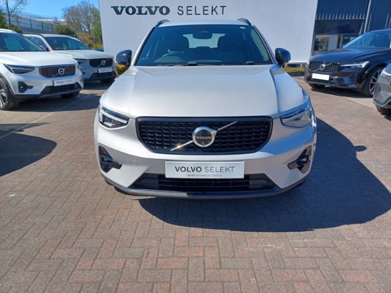 2023 (73) VOLVO XC40 2.0 B3P Plus Dark 5dr Auto 5337824