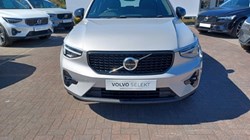 2023 (73) VOLVO XC40 2.0 B3P Plus Dark 5dr Auto 5337824