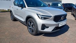 2023 (73) VOLVO XC40 2.0 B3P Plus Dark 5dr Auto 5337823