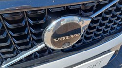 2023 (73) VOLVO XC40 2.0 B3P Plus Dark 5dr Auto 5337878