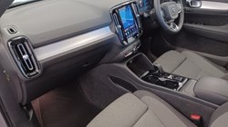 2023 (73) VOLVO XC40 2.0 B3P Plus Dark 5dr Auto 5337855