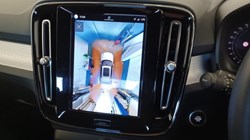 2023 (73) VOLVO XC40 2.0 B3P Plus Dark 5dr Auto 5337845