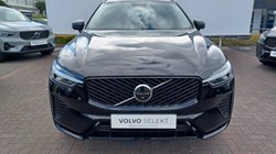 2025 (75) VOLVO XC60 2.0 B5P Plus Dark 5dr AWD Geartronic 5347194