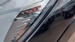 2025 (75) VOLVO XC60 2.0 B5P Plus Dark 5dr AWD Geartronic 5347243