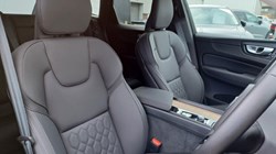 2025 (75) VOLVO XC60 2.0 B5P Plus Dark 5dr AWD Geartronic 5347227