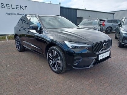2025 (75) VOLVO XC60 2.0 B5P Plus Dark 5dr AWD Geartronic