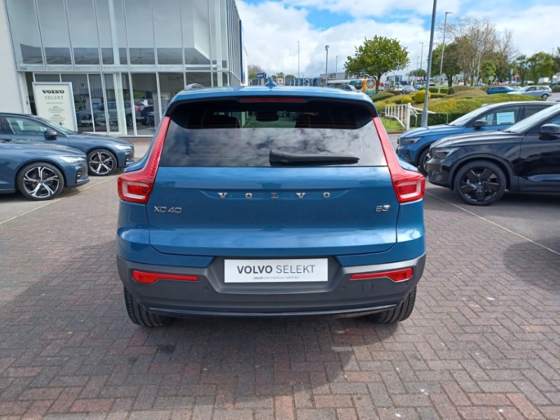 2023 (72) VOLVO XC40 2.0 B3P Plus Dark 5dr Auto 5363428