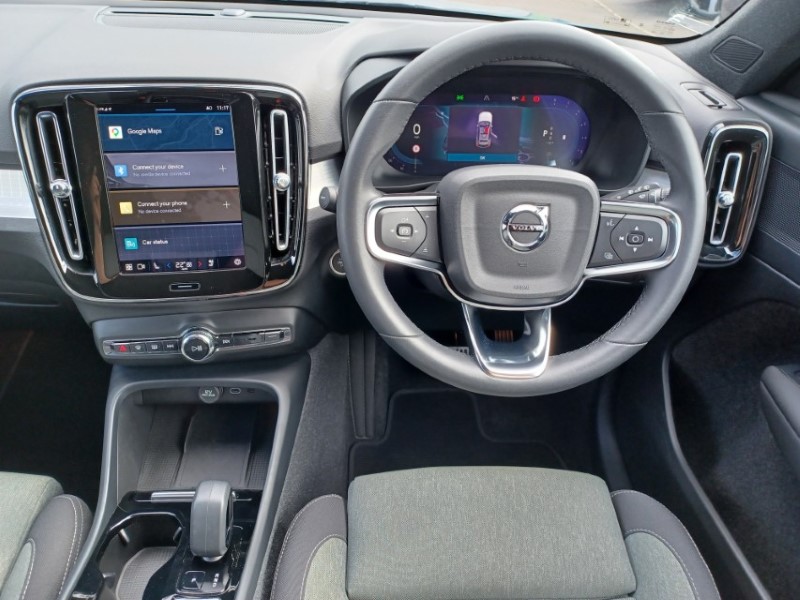2023 (72) VOLVO XC40 2.0 B3P Plus Dark 5dr Auto 5363453
