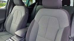 2023 (72) VOLVO XC40 2.0 B3P Plus Dark 5dr Auto 5363458