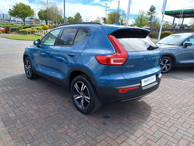 2023 (72) VOLVO XC40 2.0 B3P Plus Dark 5dr Auto 5363427