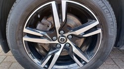 2023 (72) VOLVO XC40 2.0 B3P Plus Dark 5dr Auto 5363465