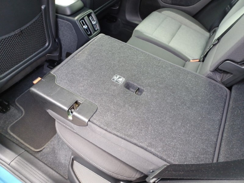 2023 (72) VOLVO XC40 2.0 B3P Plus Dark 5dr Auto 5363460