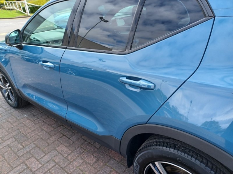 2023 (72) VOLVO XC40 2.0 B3P Plus Dark 5dr Auto 5363469