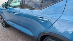 2023 (72) VOLVO XC40 2.0 B3P Plus Dark 5dr Auto 5363469