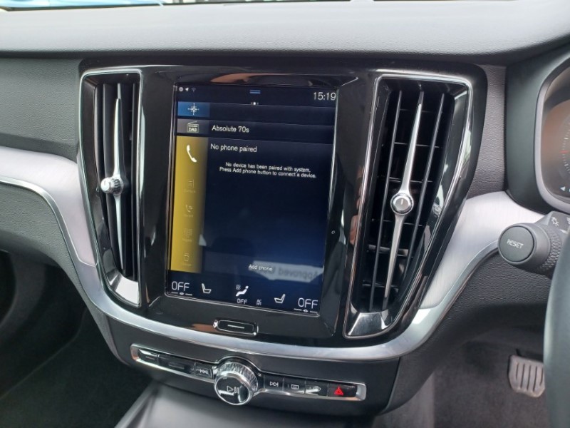 2020 (20) VOLVO V60 2.0 D3 [150] Momentum Plus 5dr 5510012