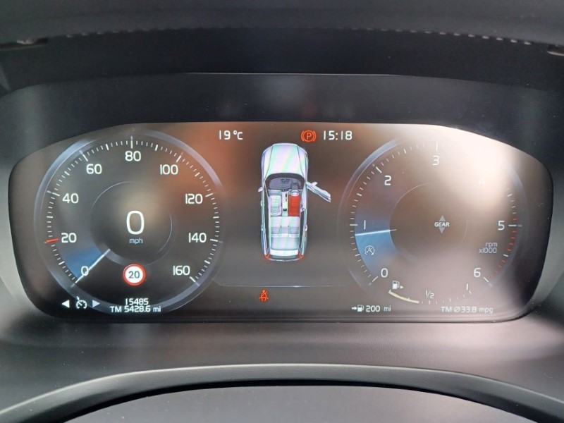 2020 (20) VOLVO V60 2.0 D3 [150] Momentum Plus 5dr 5510003