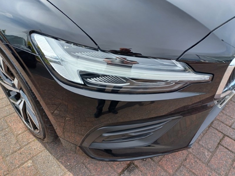 2020 (20) VOLVO V60 2.0 D3 [150] Momentum Plus 5dr 5510044