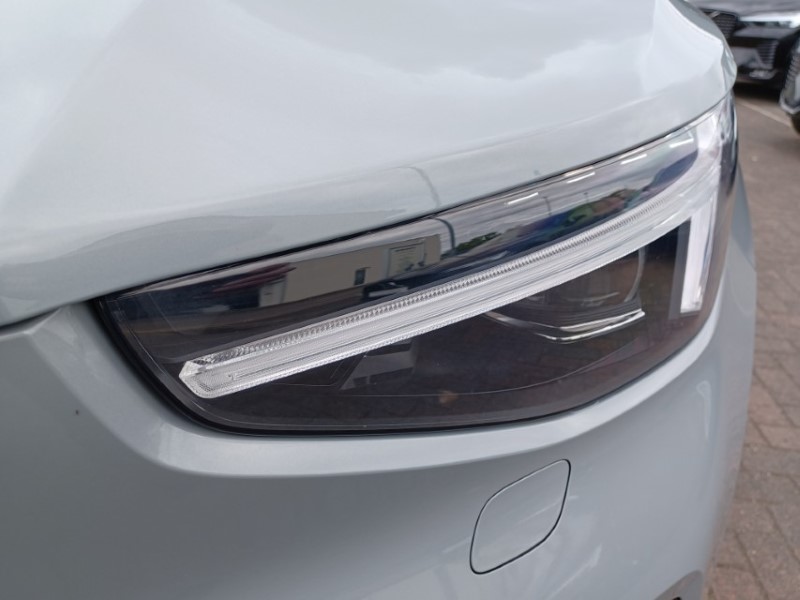 2025 (75) VOLVO XC40 2.0 B4P Ultra Dark 5dr Auto 5344562