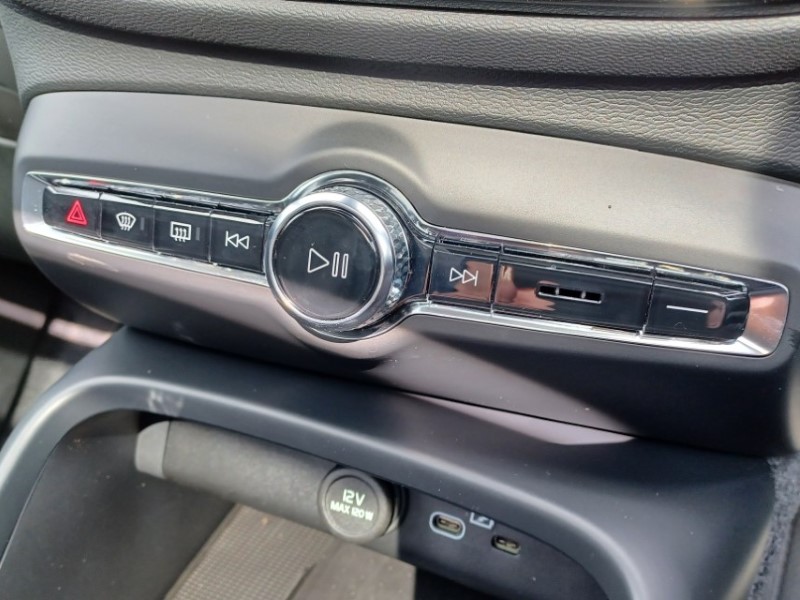 2025 (75) VOLVO XC40 2.0 B4P Ultra Dark 5dr Auto 5344516