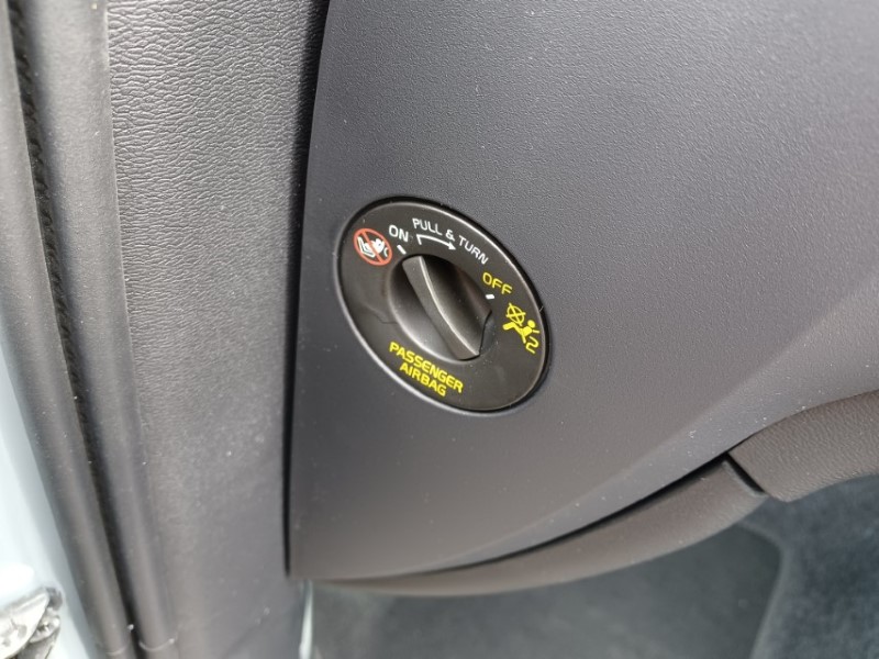 2025 (75) VOLVO XC40 2.0 B4P Ultra Dark 5dr Auto 5344540