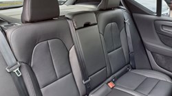 2025 (75) VOLVO XC40 2.0 B4P Ultra Dark 5dr Auto 5346068