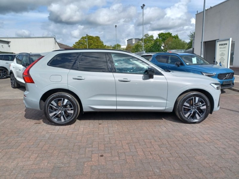 2025 (75) VOLVO XC60 2.0 T6 [350] PHEV Plus Dark 5dr AWD Geartronic 5379190