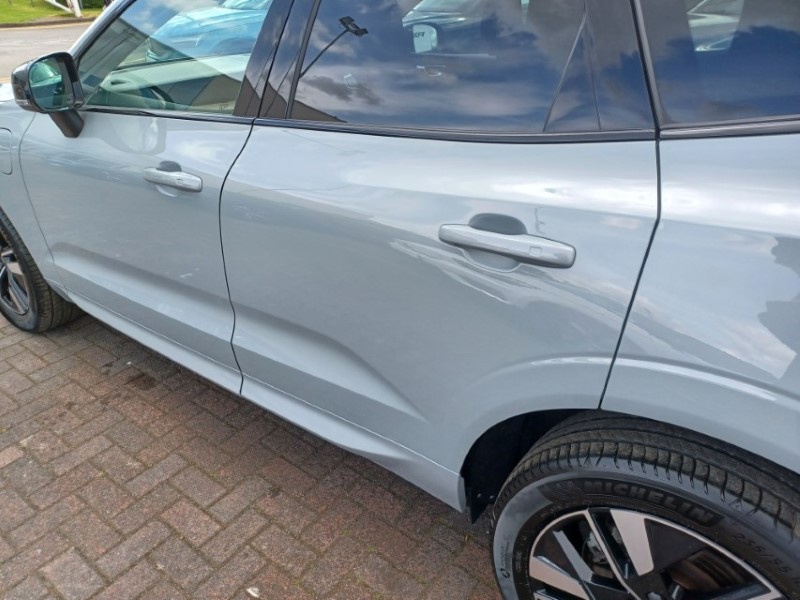 2025 (75) VOLVO XC60 2.0 T6 [350] PHEV Plus Dark 5dr AWD Geartronic 5379290
