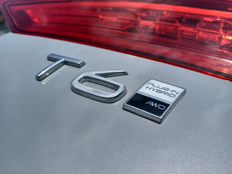 2025 (25) VOLVO XC60 2.0 T6 [350] RC PHEV Plus Dark 5dr AWD Geartronic 5381900
