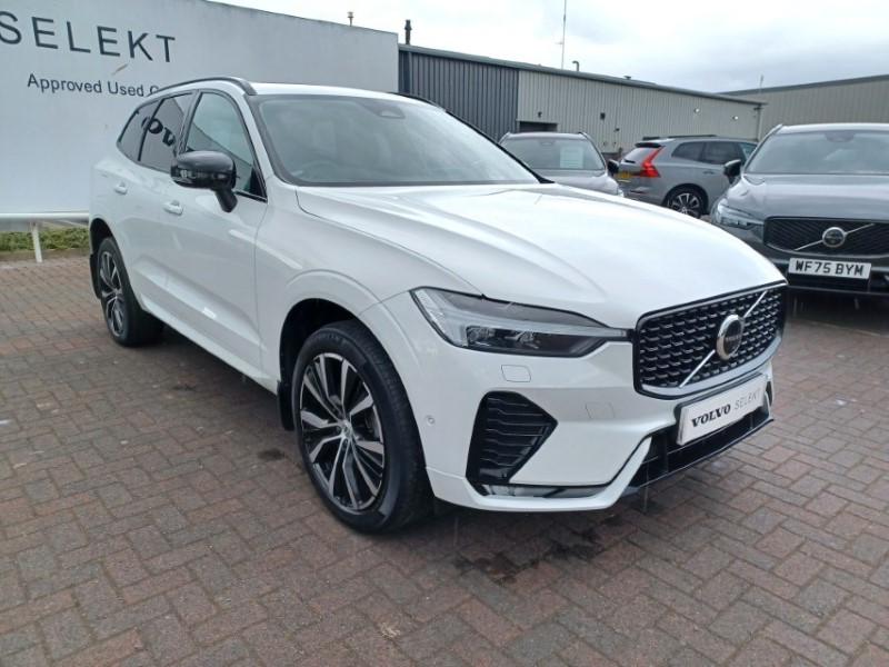 2023 (72) VOLVO XC60 2.0 B5P Ultimate Dark 5dr AWD Geartronic