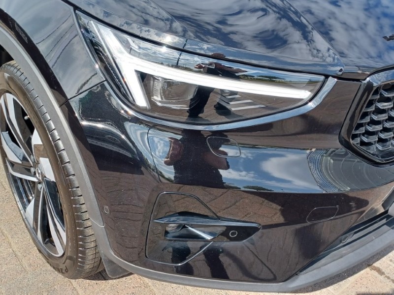 2025 (75) VOLVO XC40 2.0 B4P Ultra Dark 5dr Auto 5357680