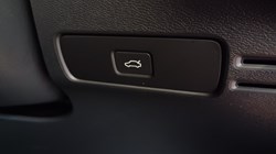 2025 (75) VOLVO XC40 2.0 B4P Ultra Dark 5dr Auto 5357588