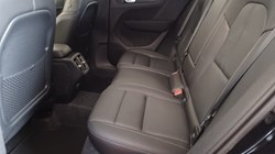 2025 (75) VOLVO XC40 2.0 B4P Ultra Dark 5dr Auto 5357664