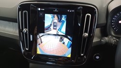 2025 (75) VOLVO XC40 2.0 B4P Ultra Dark 5dr Auto 5357651