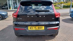 2025 (75) VOLVO XC40 2.0 B4P Ultra Dark 5dr Auto 5357574
