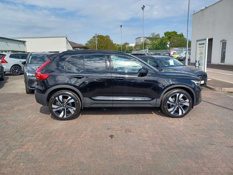 2025 (75) VOLVO XC40 2.0 B4P Ultra Dark 5dr Auto 5357579