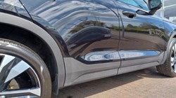 2025 (75) VOLVO XC40 2.0 B4P Ultra Dark 5dr Auto 5357679