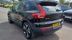 2025 (75) VOLVO XC40 2.0 B4P Ultra Dark 5dr Auto 5357573