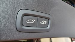 2025 (75) VOLVO XC40 2.0 B4P Ultra Dark 5dr Auto 5357662