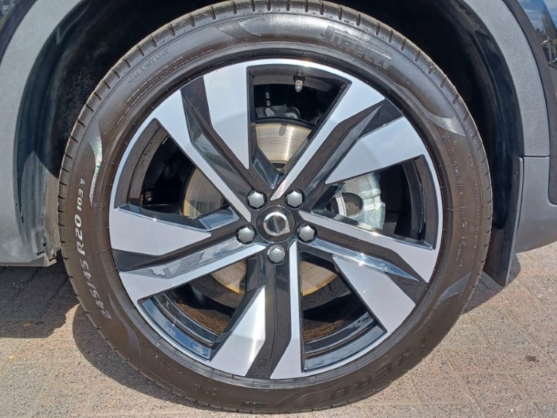 2025 (75) VOLVO XC40 2.0 B4P Ultra Dark 5dr Auto 5357673