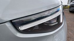 2025 (75) VOLVO XC40 2.0 B4P Ultra Dark 5dr Auto 5387573