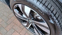 2025 (75) VOLVO XC40 2.0 B4P Ultra Dark 5dr Auto 5387563