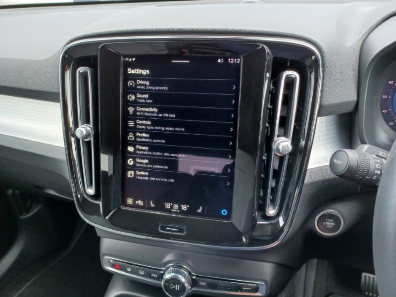 2023 (73) VOLVO XC40 2.0 B3P Core 5dr Auto 5374474
