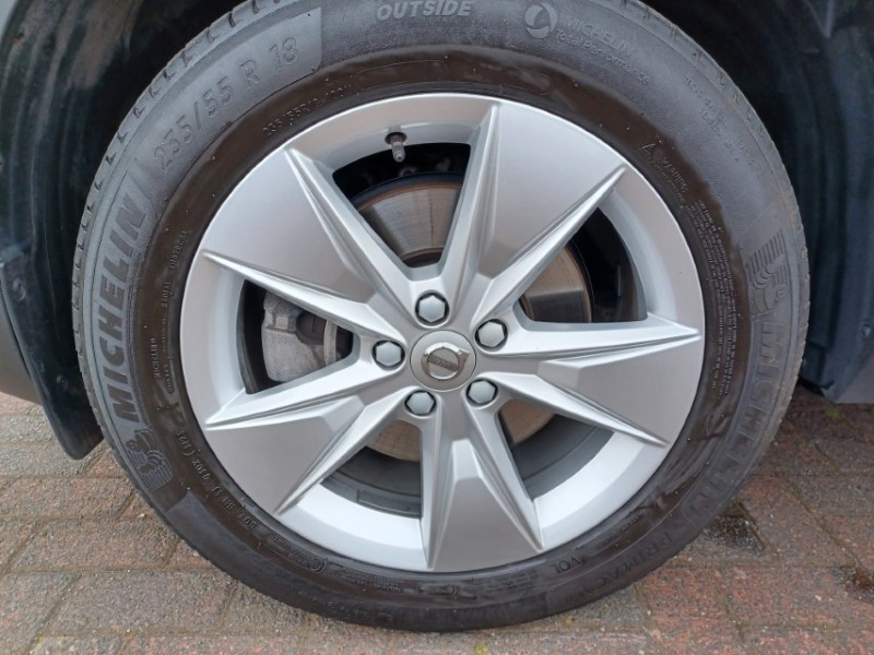2023 (73) VOLVO XC40 2.0 B3P Core 5dr Auto 5374498