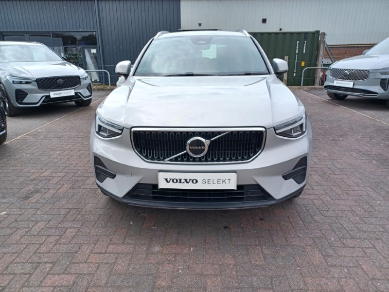 2023 (73) VOLVO XC40 2.0 B3P Core 5dr Auto 5374459