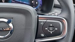 2023 (73) VOLVO XC40 2.0 B3P Core 5dr Auto 5374469