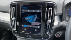 2023 (73) VOLVO XC40 2.0 B3P Core 5dr Auto 5374475