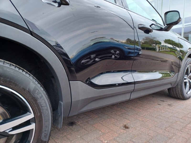 2023 (73) VOLVO XC40 2.0 B3P Plus Dark 5dr Auto 5374051