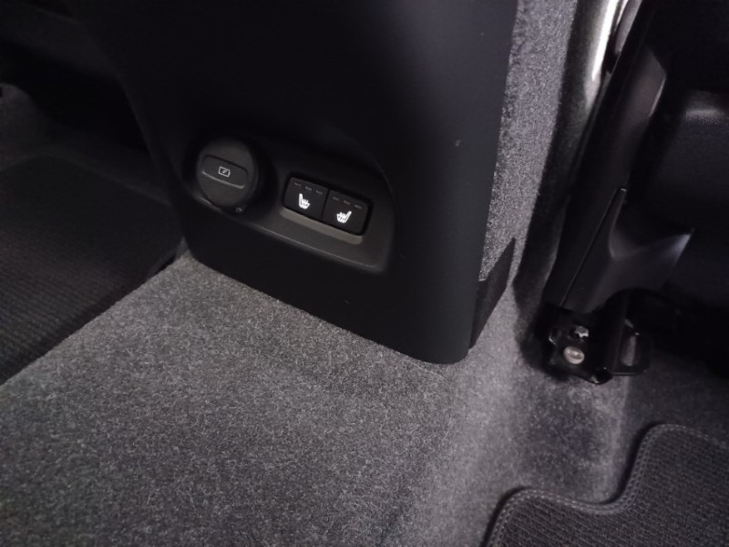 2023 (73) VOLVO XC40 2.0 B3P Plus Dark 5dr Auto 5374020